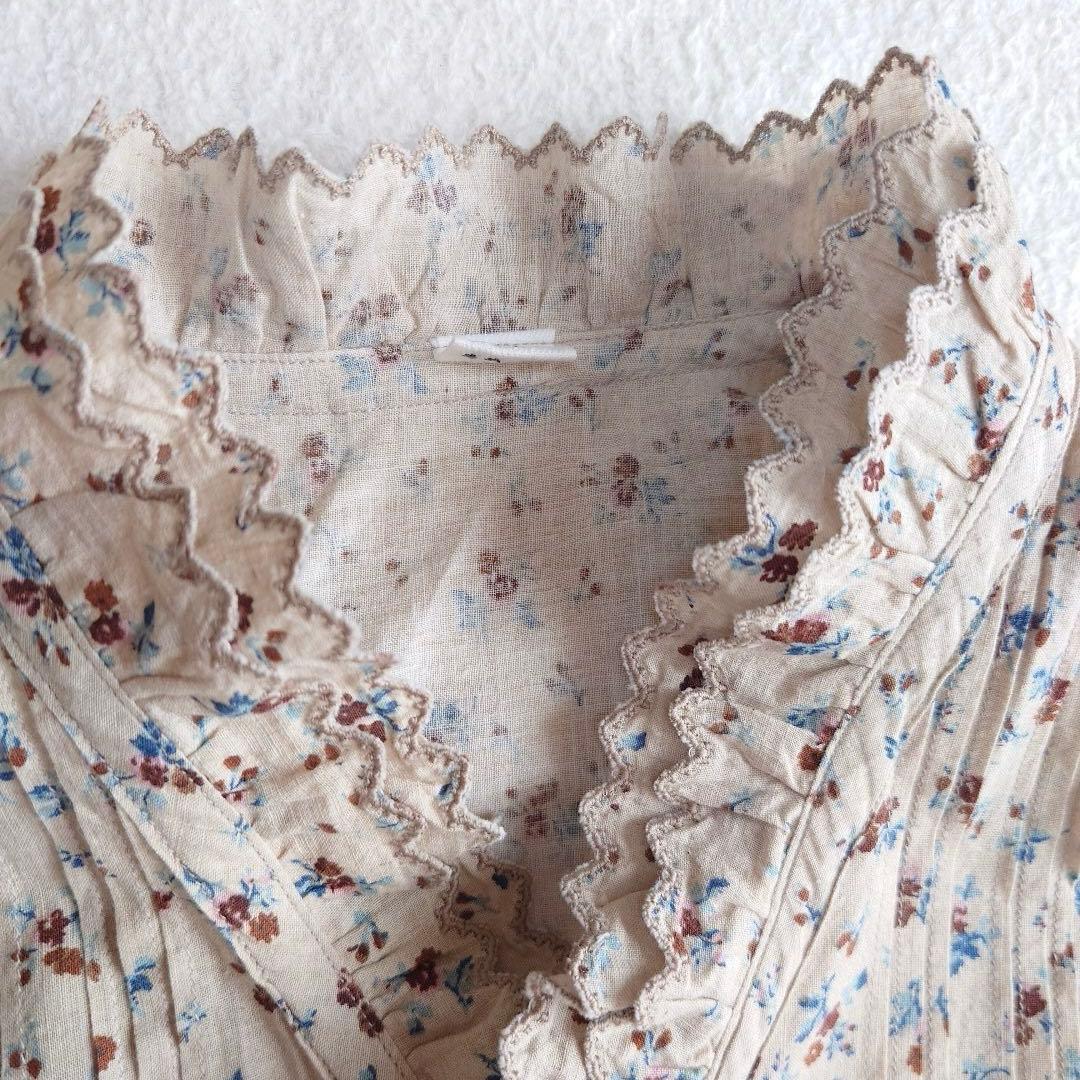 しい　45R インドカディ森花プリントのフリルブラウス 45rpm