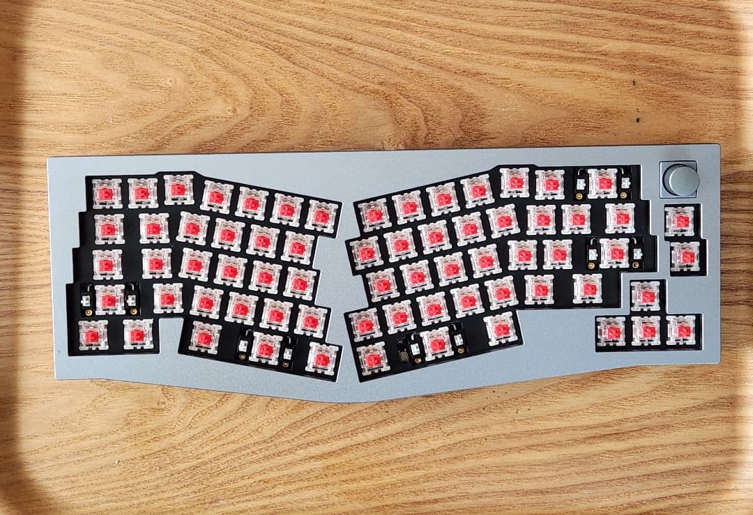 【美品 パームレスト付き】Keychron Q8 Knob Version 赤軸