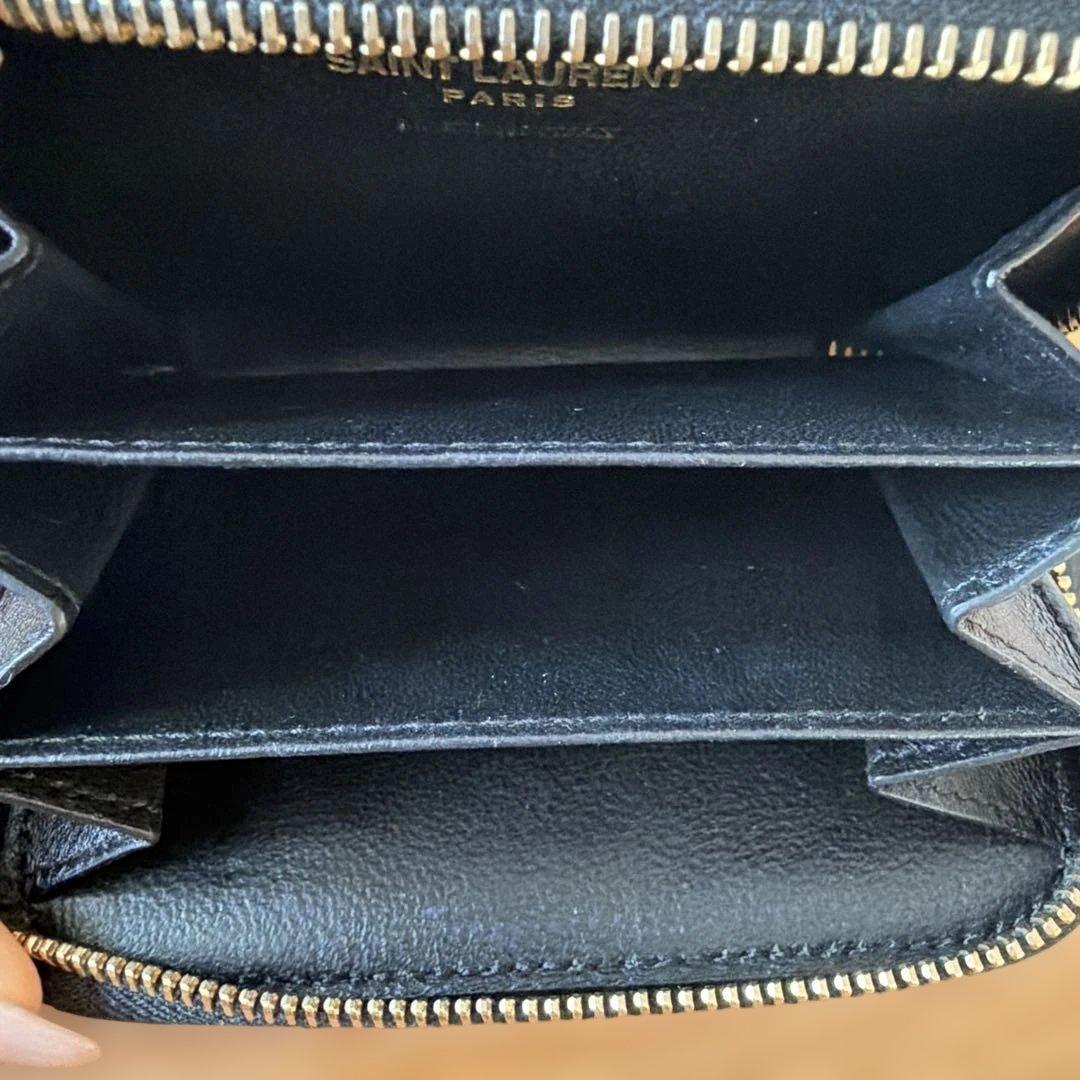 サンローラン（Saint Laurent）ヴィキ ジップウォレット