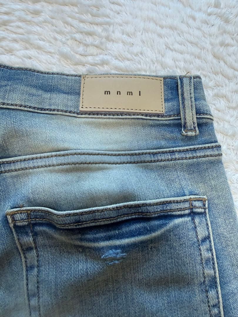 【美品】 ミニマル mnml ダメージ加工 ライトブルーデニム　30 早い者勝ち