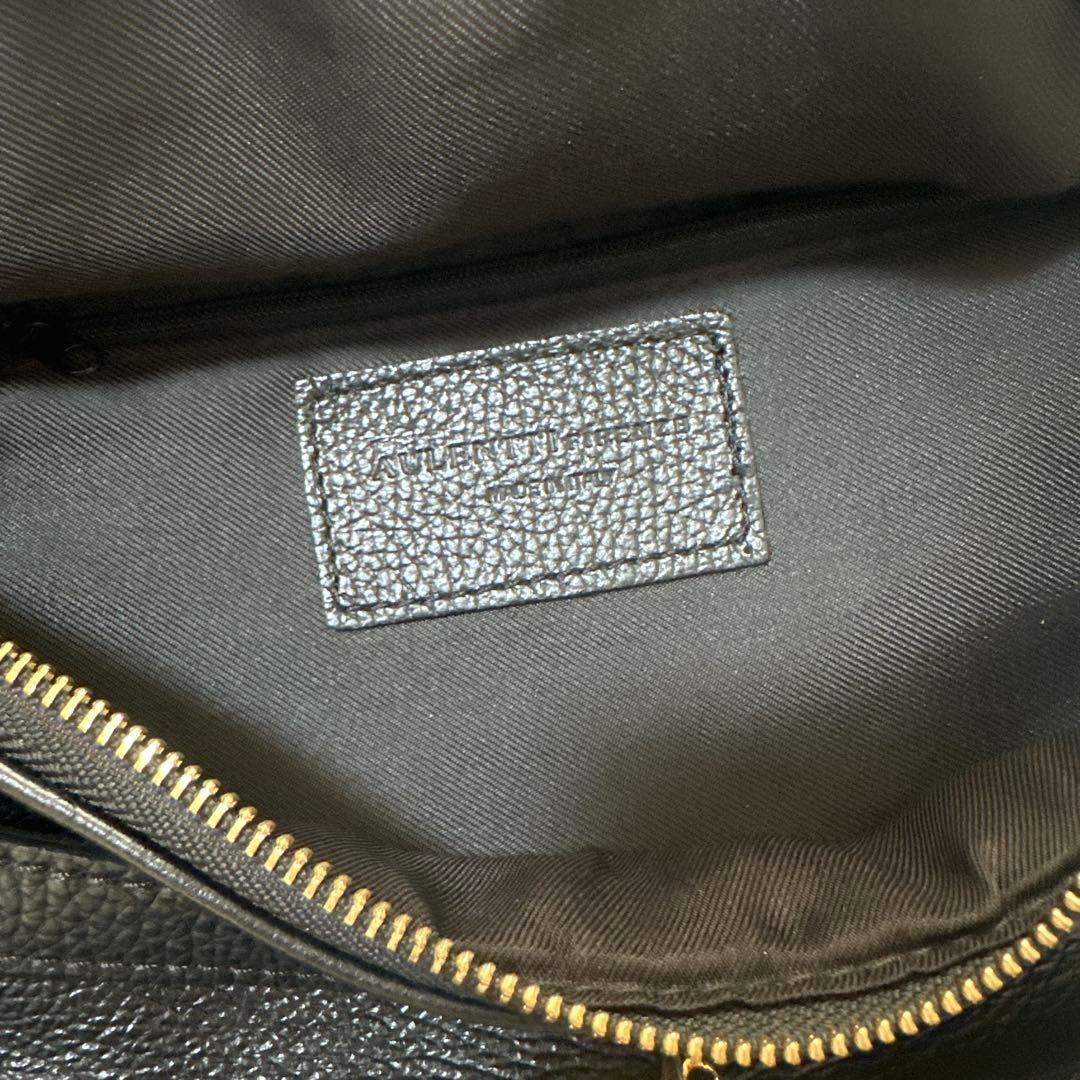 AULENTTI バックル ボディバッグ バッグ ウエストバッグ レザー