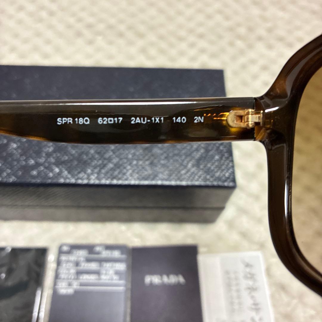 ✴︎正規品✴︎美品✴︎PRADA　サングラス　ブラウン