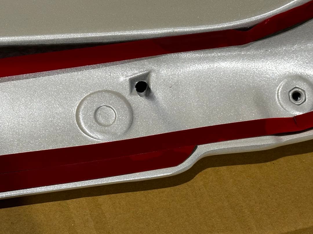 ハイエース200系　リアスポイラー　070パールホワイト