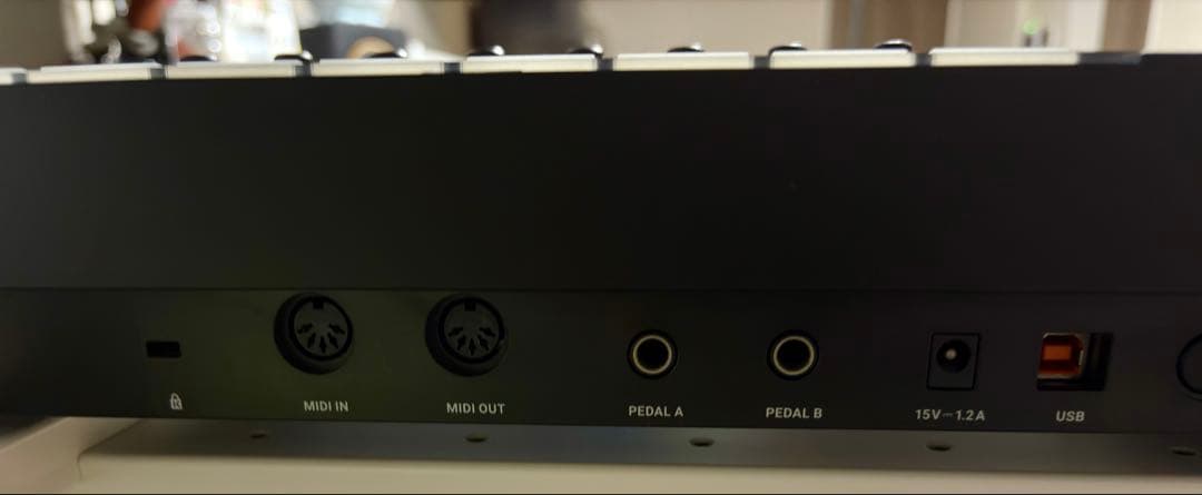 DTM・DAW NI KOMPLETE KONTROL S49 MK2