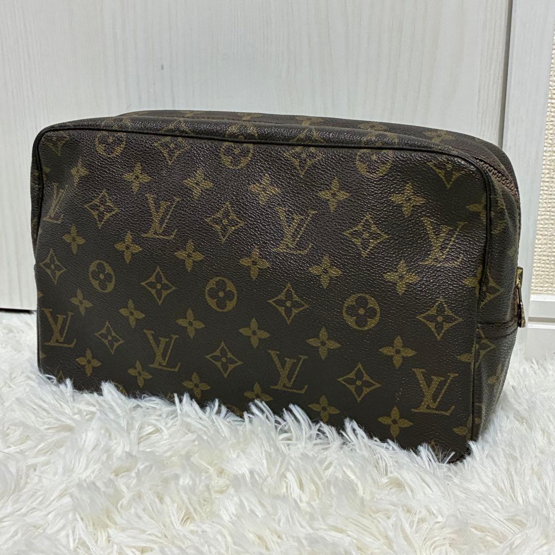 【美品】ルイヴィトン モノグラム トゥルース トワレット28 クラッチバッグ