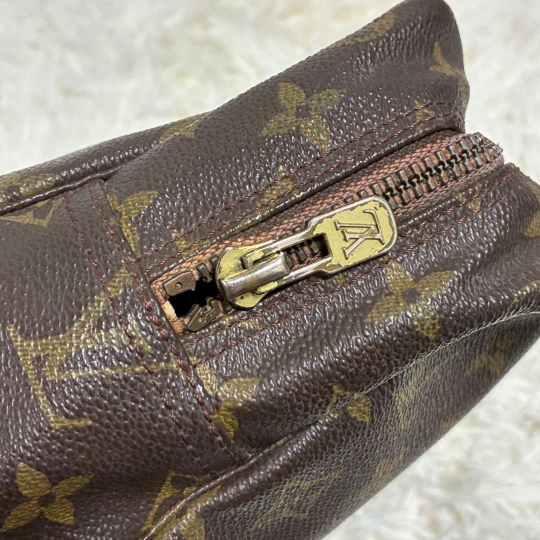 【美品】ルイヴィトン モノグラム トゥルース トワレット28 クラッチバッグ