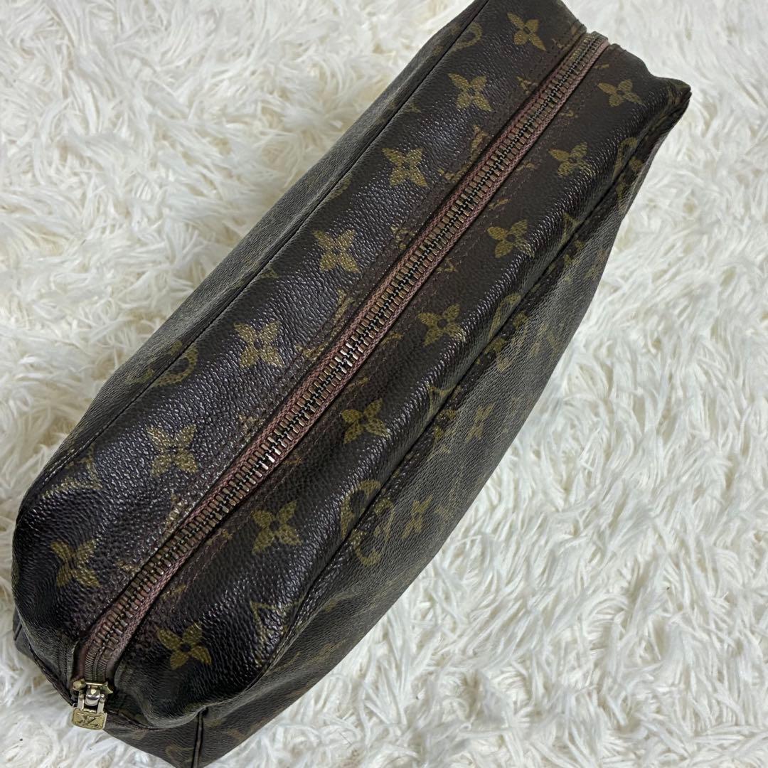 【美品】ルイヴィトン モノグラム トゥルース トワレット28 クラッチバッグ