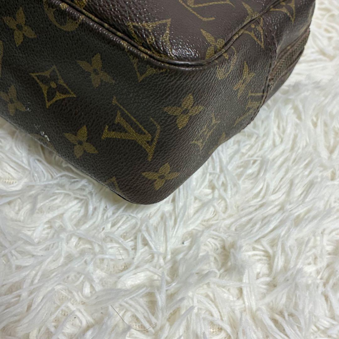 【美品】ルイヴィトン モノグラム トゥルース トワレット28 クラッチバッグ