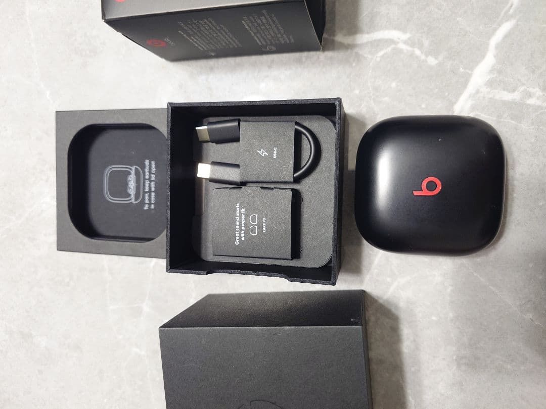 Beats Fit Pro ノイズキャンセリングイヤホン ブラック ビーツ