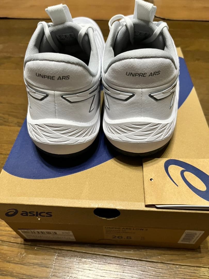 asics UNPRE ARL LOW2　アンプレアルス　ロウ　アシックス