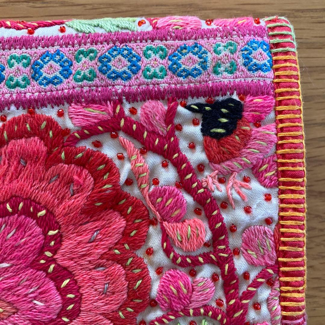 【未使用】バーンロムサイ 古布長財布 刺繍 タイ チェンマイ banromsai