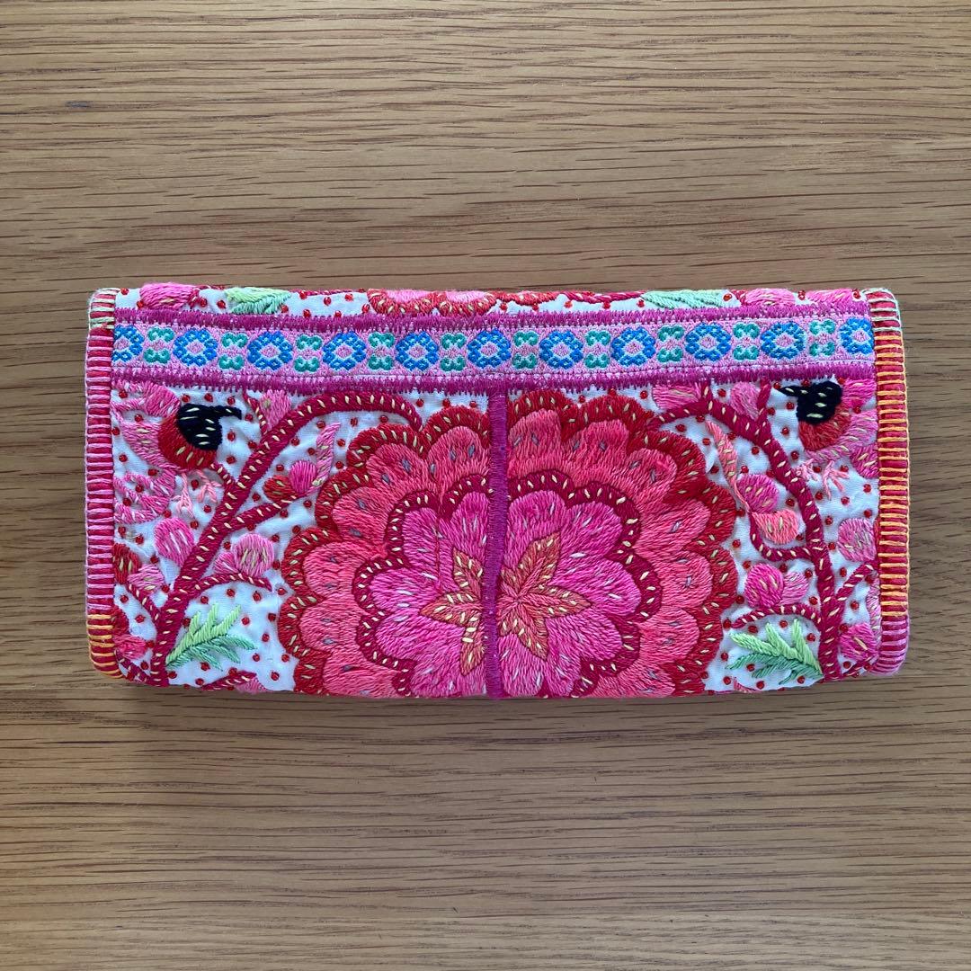 【未使用】バーンロムサイ 古布長財布 刺繍 タイ チェンマイ banromsai