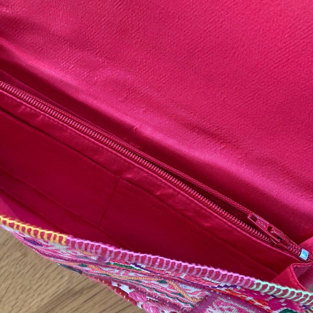 【未使用】バーンロムサイ 古布長財布 刺繍 タイ チェンマイ banromsai