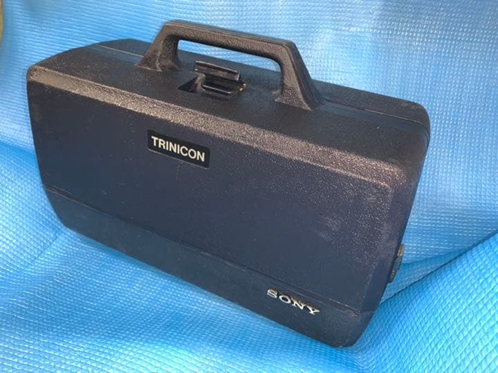 SONY製　ビデオカメラ　HVC-2800  1980年製　動作確認無し