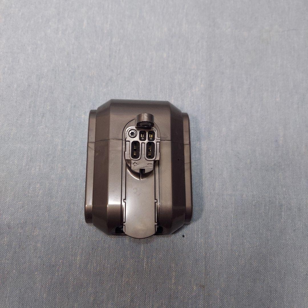 ダイソンSV21 SV33/micro 1.5kg純正バッテリーとアダプター