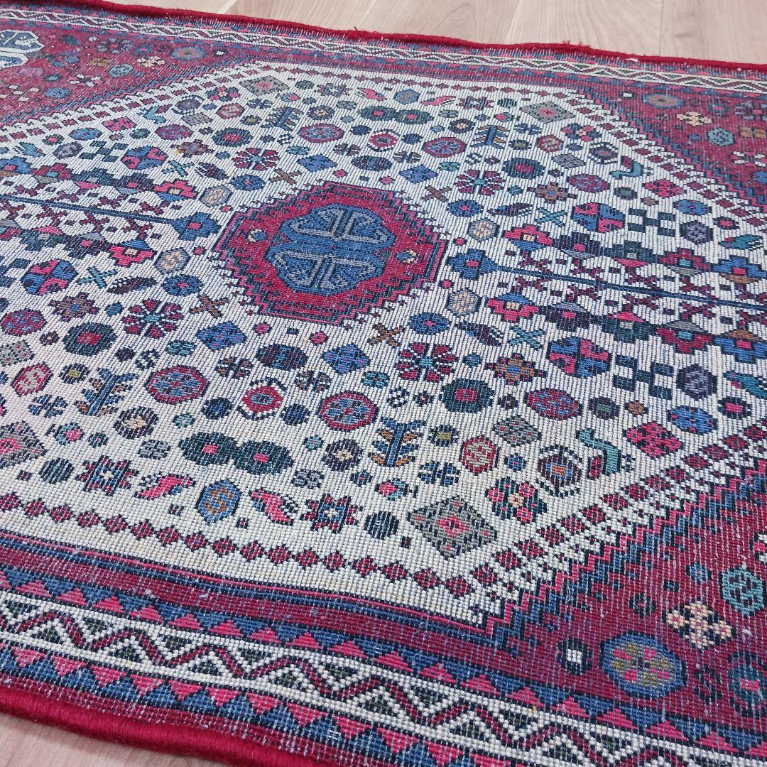 Y1726 ペルシャ絨毯 イラン ウール 手織り105×68㎝ マット