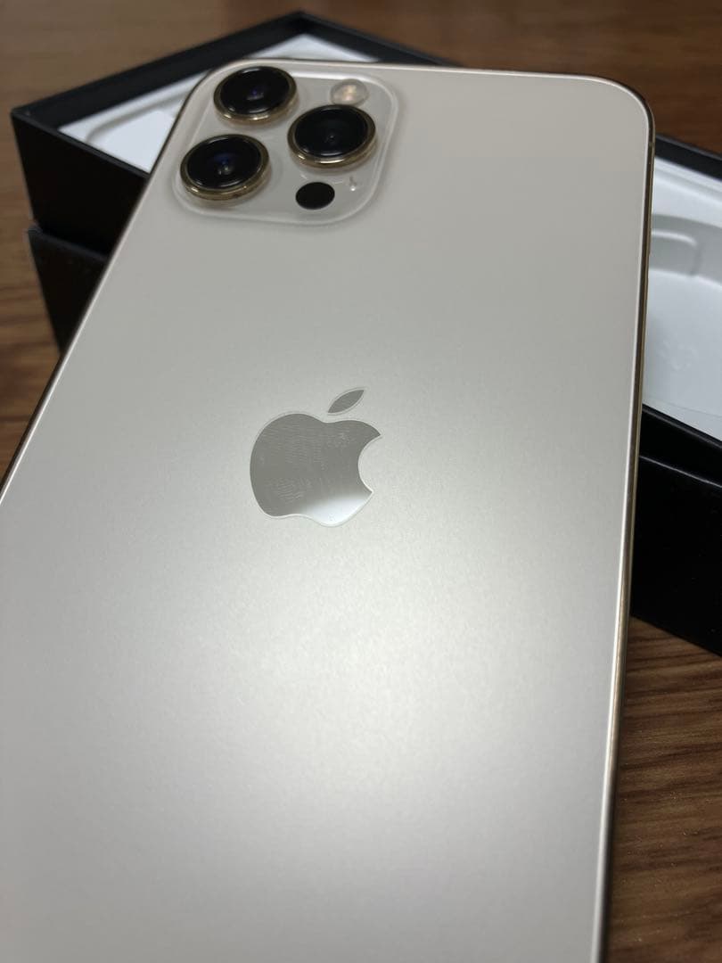 【むん様】iPhone 12 ProMax 512GB ゴールド SIMフリー