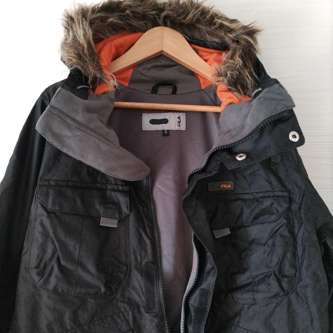 FILA ウィンタースポーツ ジャケットとパンツ セット ブラック　スノボー