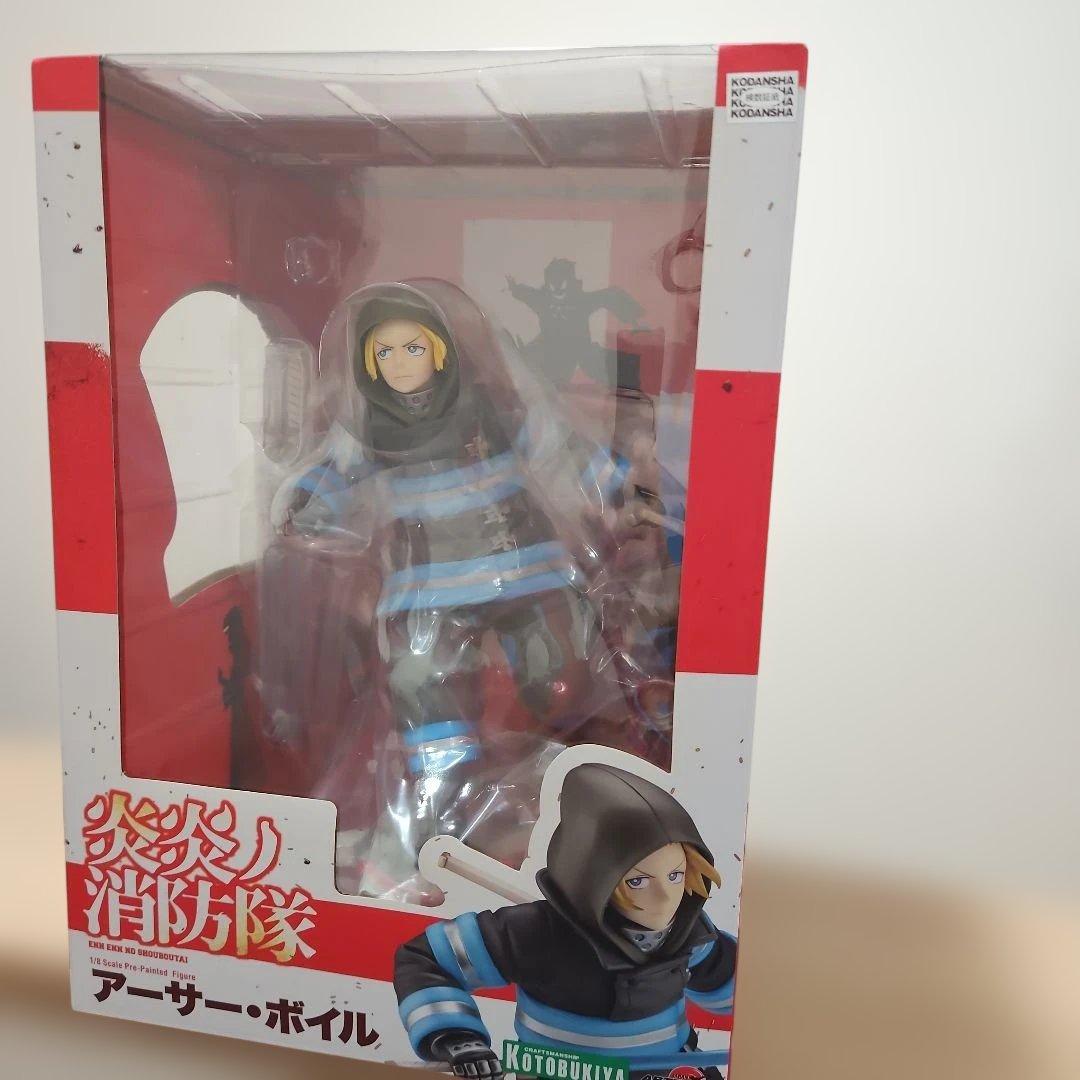 1/8スケール アーサー・ボイル フィギュア