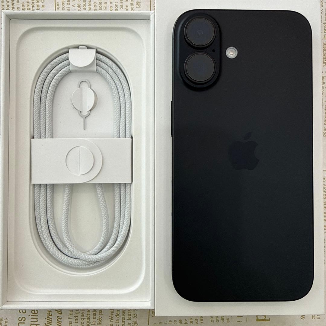 【極美品】iPhone 16 128GB ブラック SIMフリー 美品