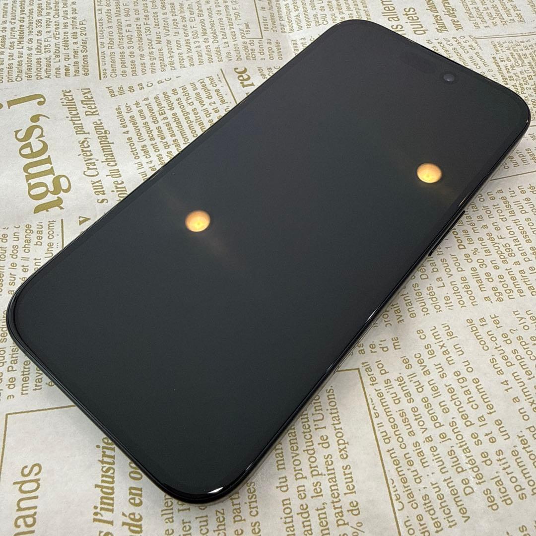 【極美品】iPhone 16 128GB ブラック SIMフリー 美品
