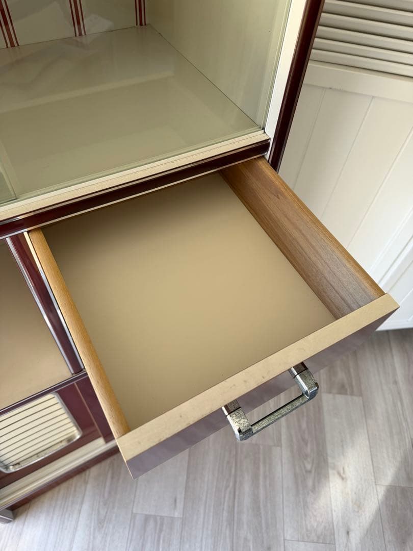 sion 昭和レトロ レトロポップ 食器棚 ガラスキャビネット 木製