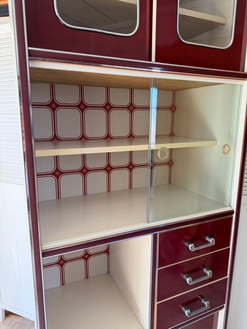 sion 昭和レトロ レトロポップ 食器棚 ガラスキャビネット 木製