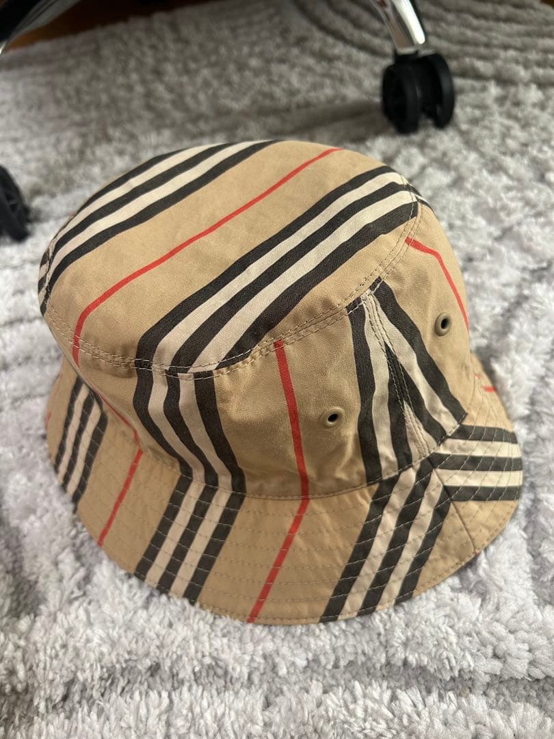 【極美品BURBERRY バーバリー バケットハット ノバチェック Mサイズ