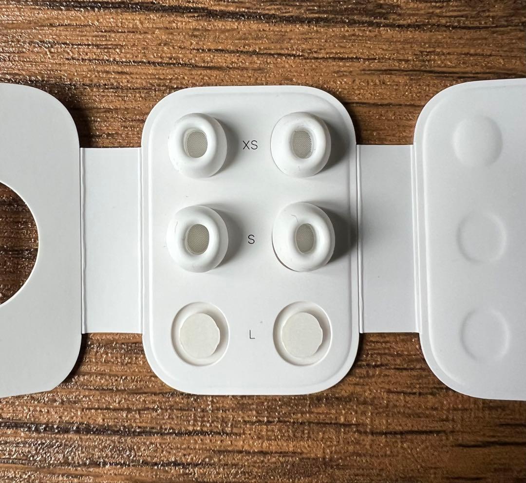 ★★AirPods Pro 第2世代 国内正規品 本体＋箱付（ケーブルなし）★★