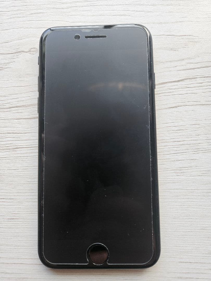 ぴ*ぴ様 iPhone SE (第3世代) ミッドナイト 128 GB SIMフ