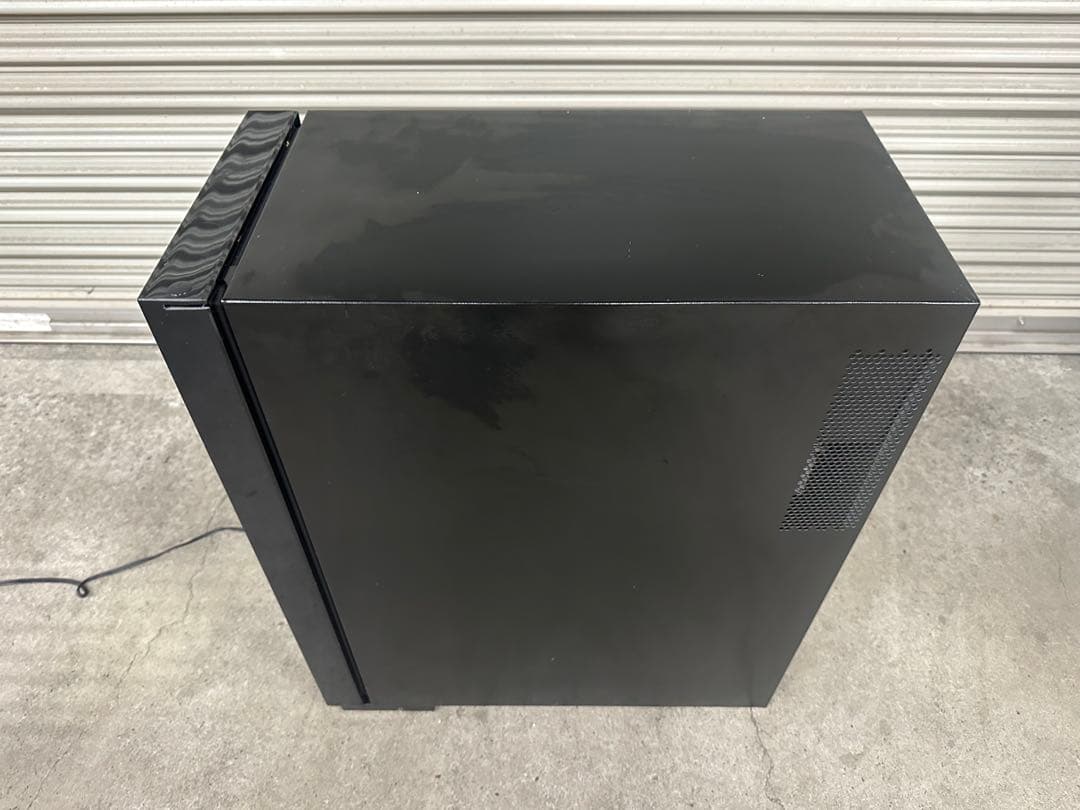 【アイリスオーヤマ】ワインセラー 12本33L ペルチェ式 PWC-331P-B