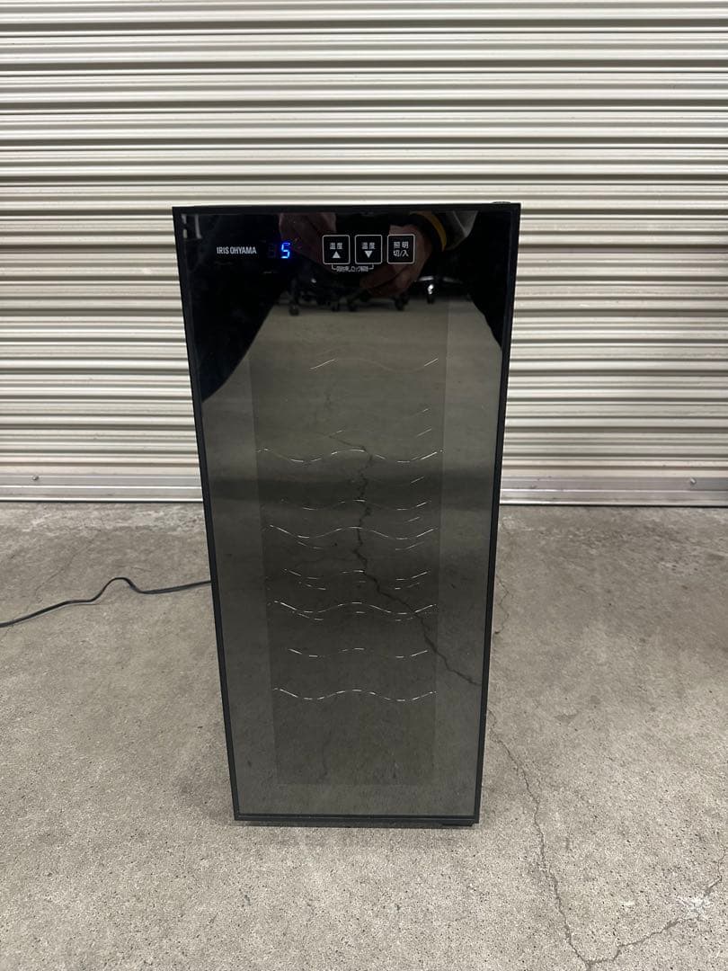 【アイリスオーヤマ】ワインセラー 12本33L ペルチェ式 PWC-331P-B