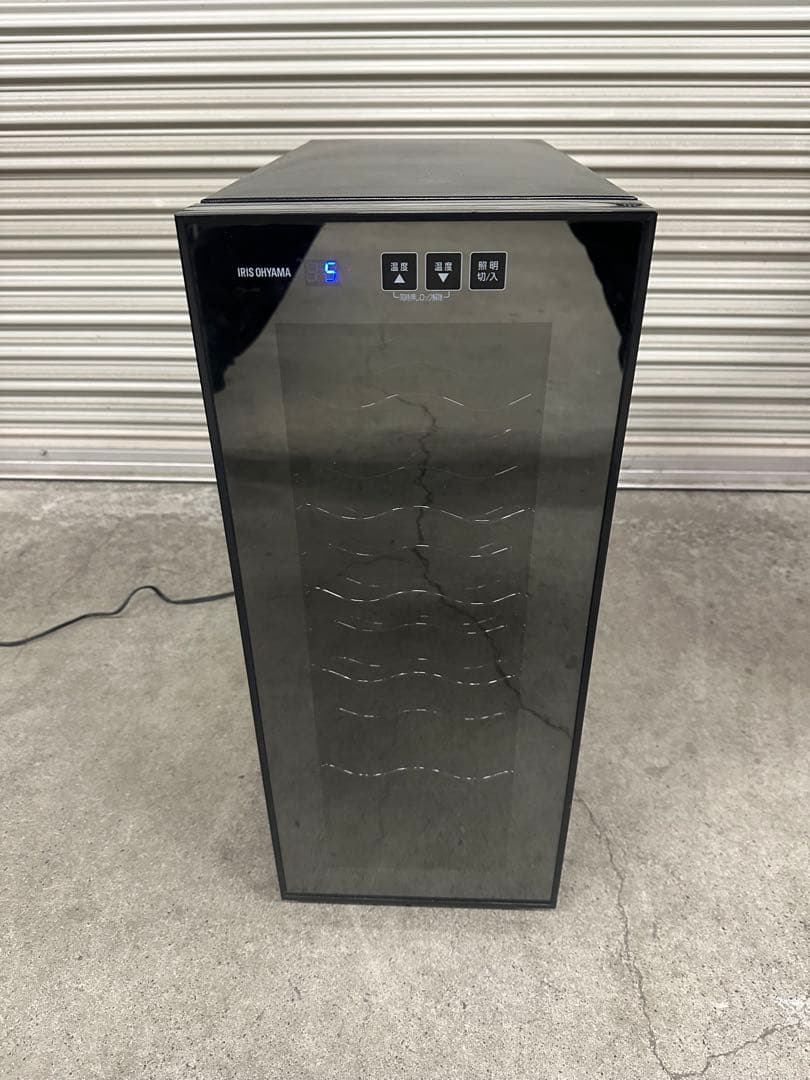 【アイリスオーヤマ】ワインセラー 12本33L ペルチェ式 PWC-331P-B
