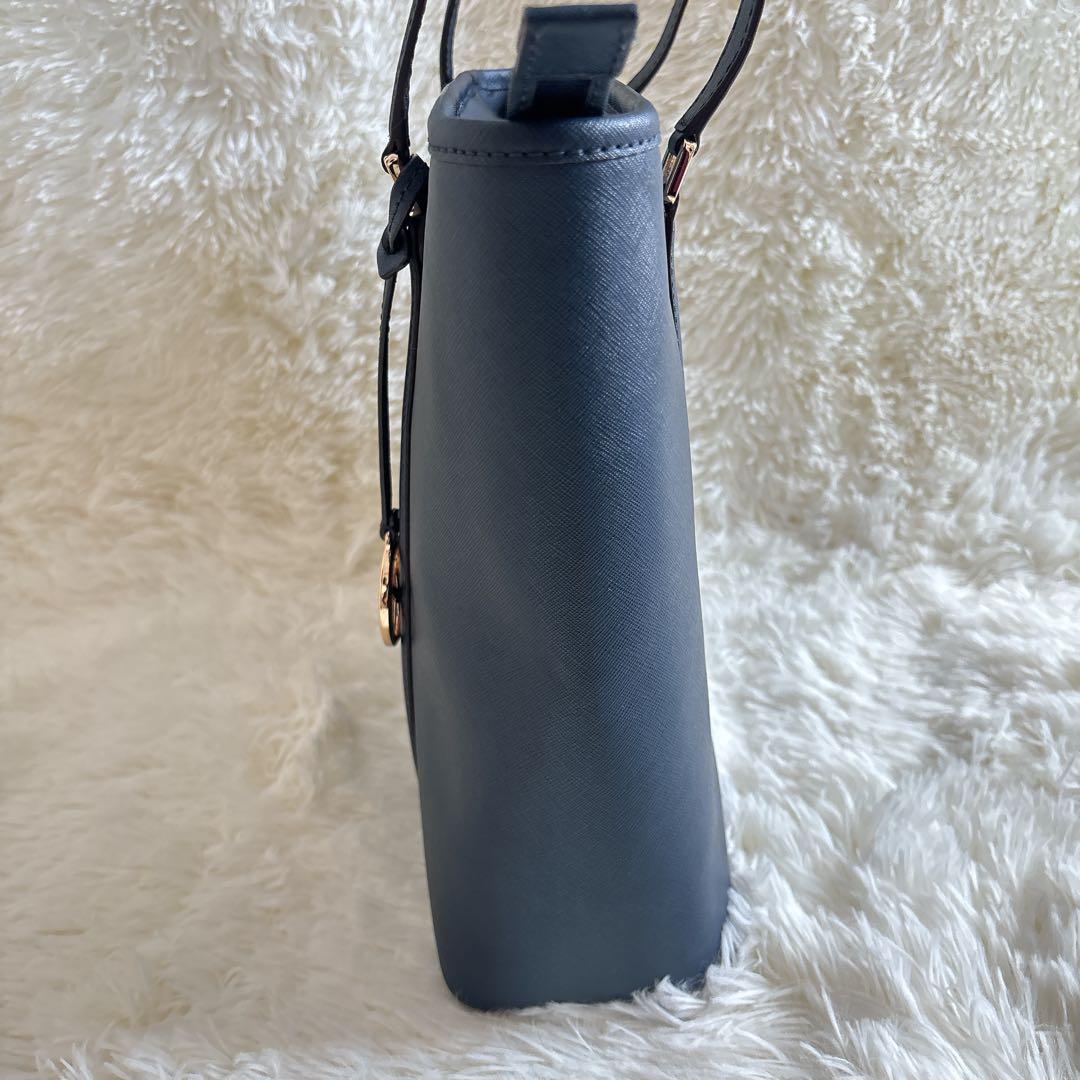 ✨マイケルコース トートバッグ ネイビー A4 チャーム付き ビジネスバッグ