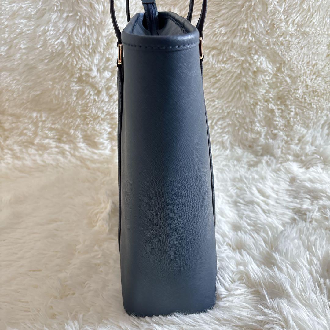 ✨マイケルコース トートバッグ ネイビー A4 チャーム付き ビジネスバッグ