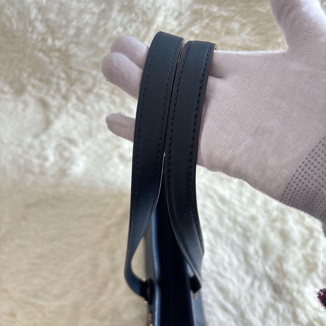 ✨マイケルコース トートバッグ ネイビー A4 チャーム付き ビジネスバッグ