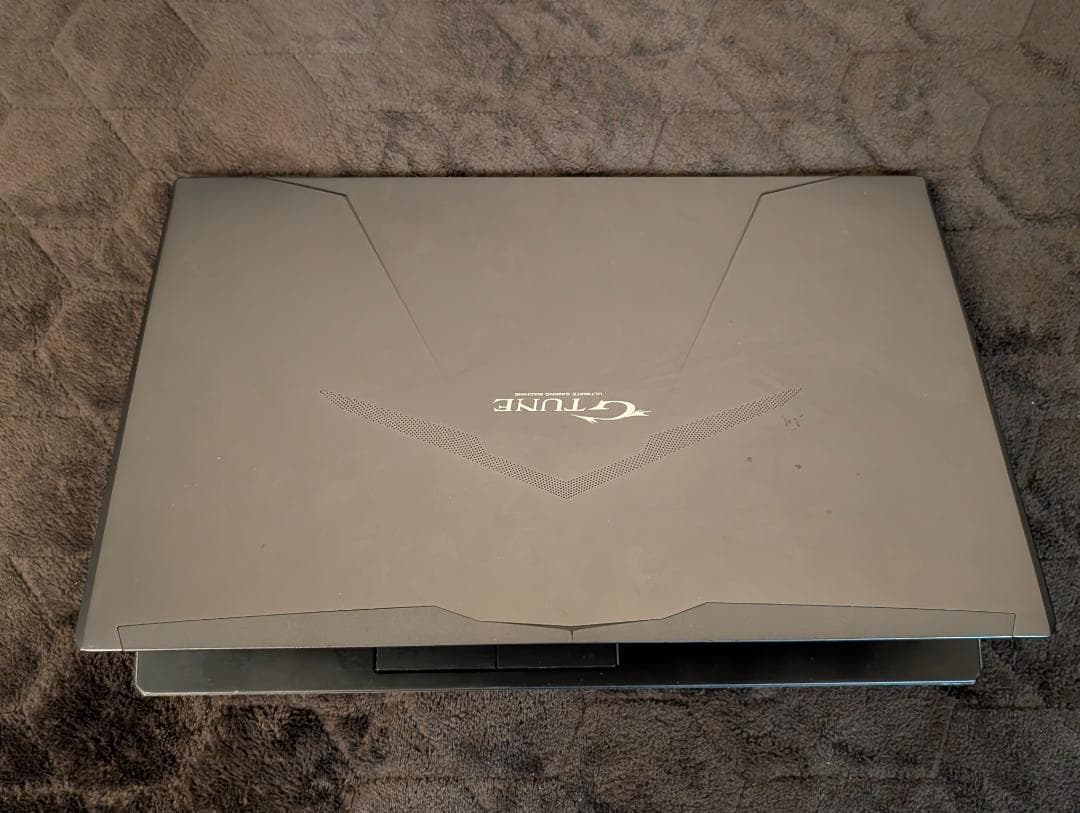 【使用可能】【ジャンク扱い】ノートPC本体、アダプター