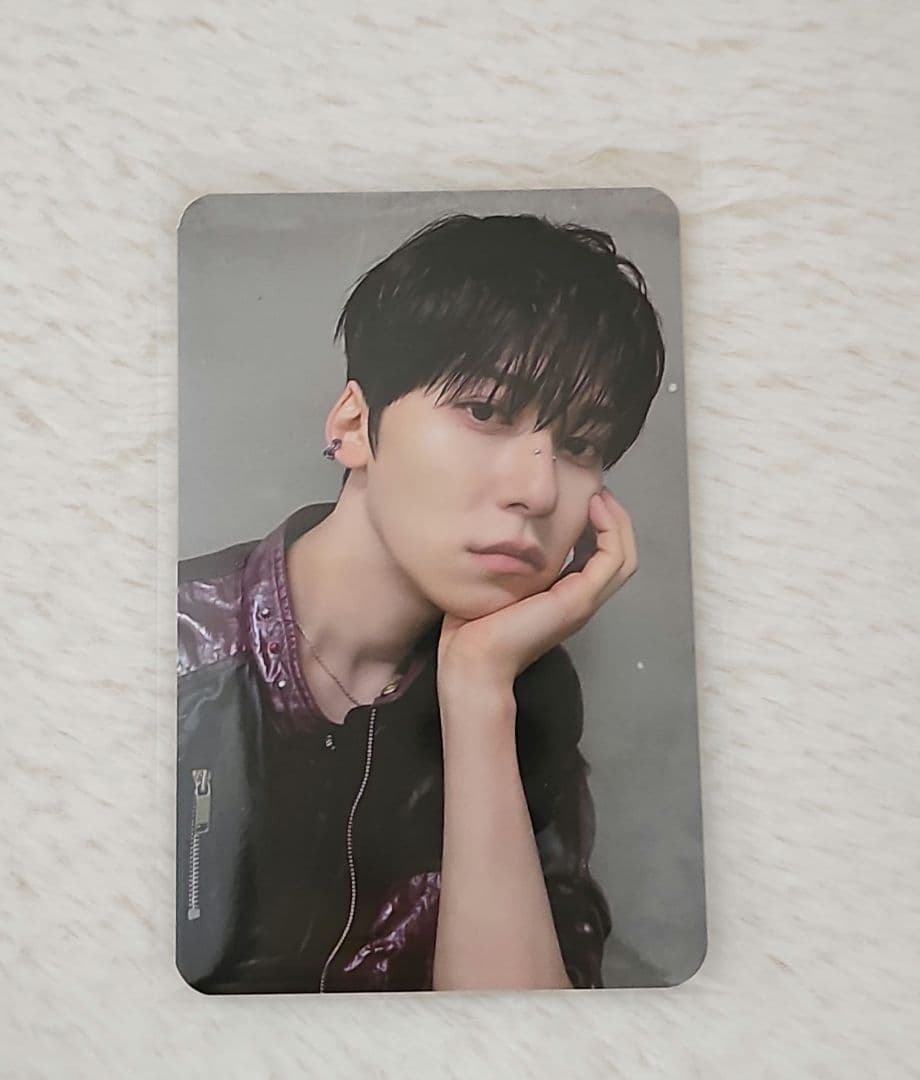 ONEUS ゴニ　Grenade 生放送参加者　トレカ