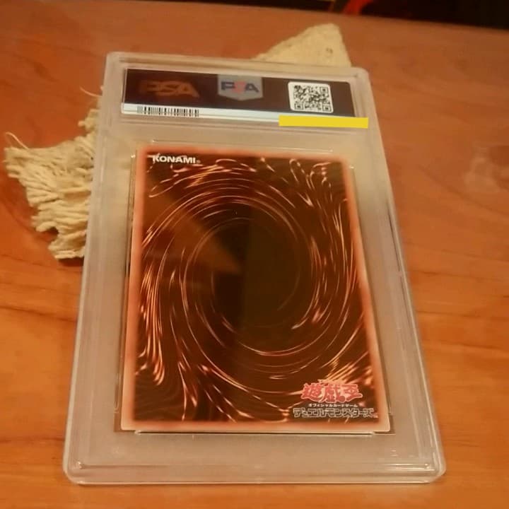 限界値下げ【PSA10】遊戯王　五芒星ガール　ブラックマジシャンガールミレニアム