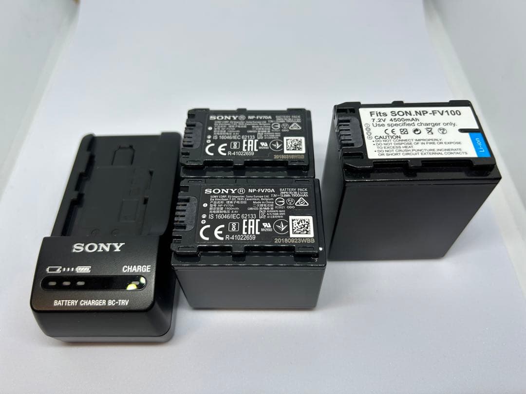 SONY 4K FDR-AX60 PLフィルター・三脚・バッテリーなど付き