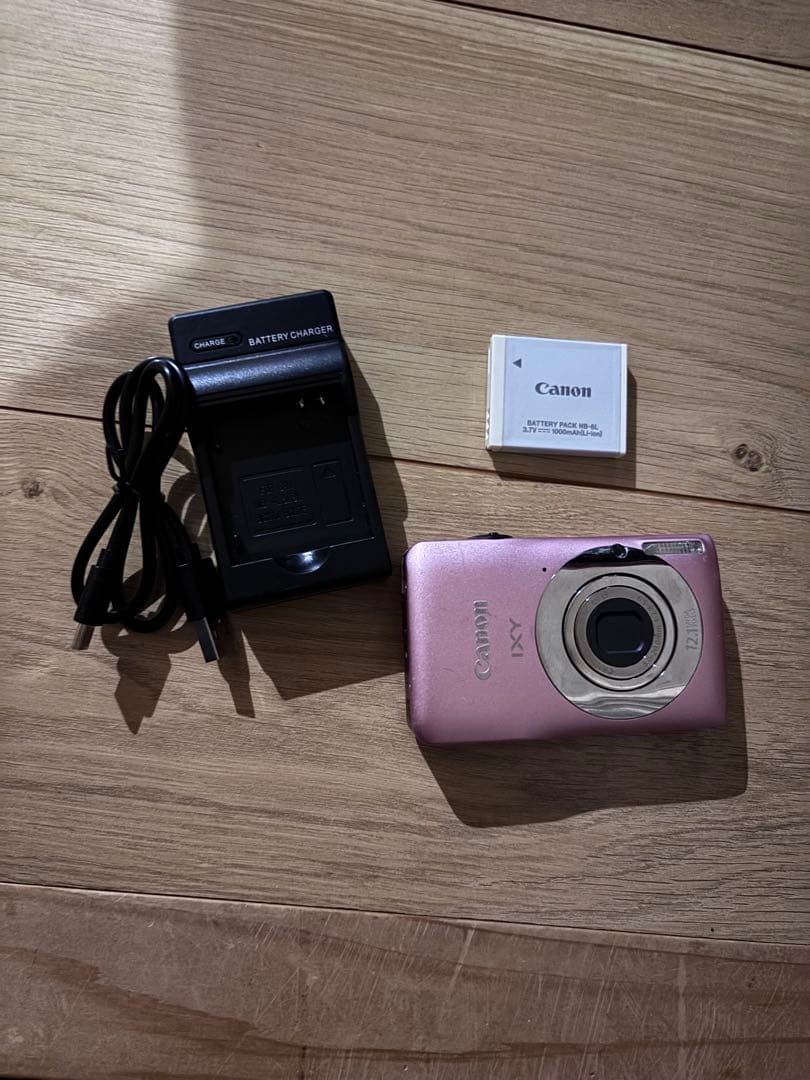 Canon IXY 320 ピンク 本体と付属品