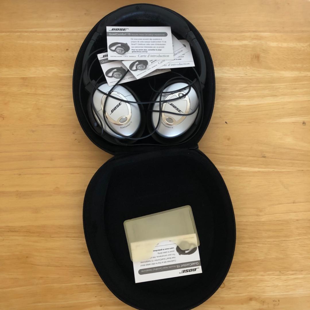 Bose ノイズキャンセリング　ヘッドフォン