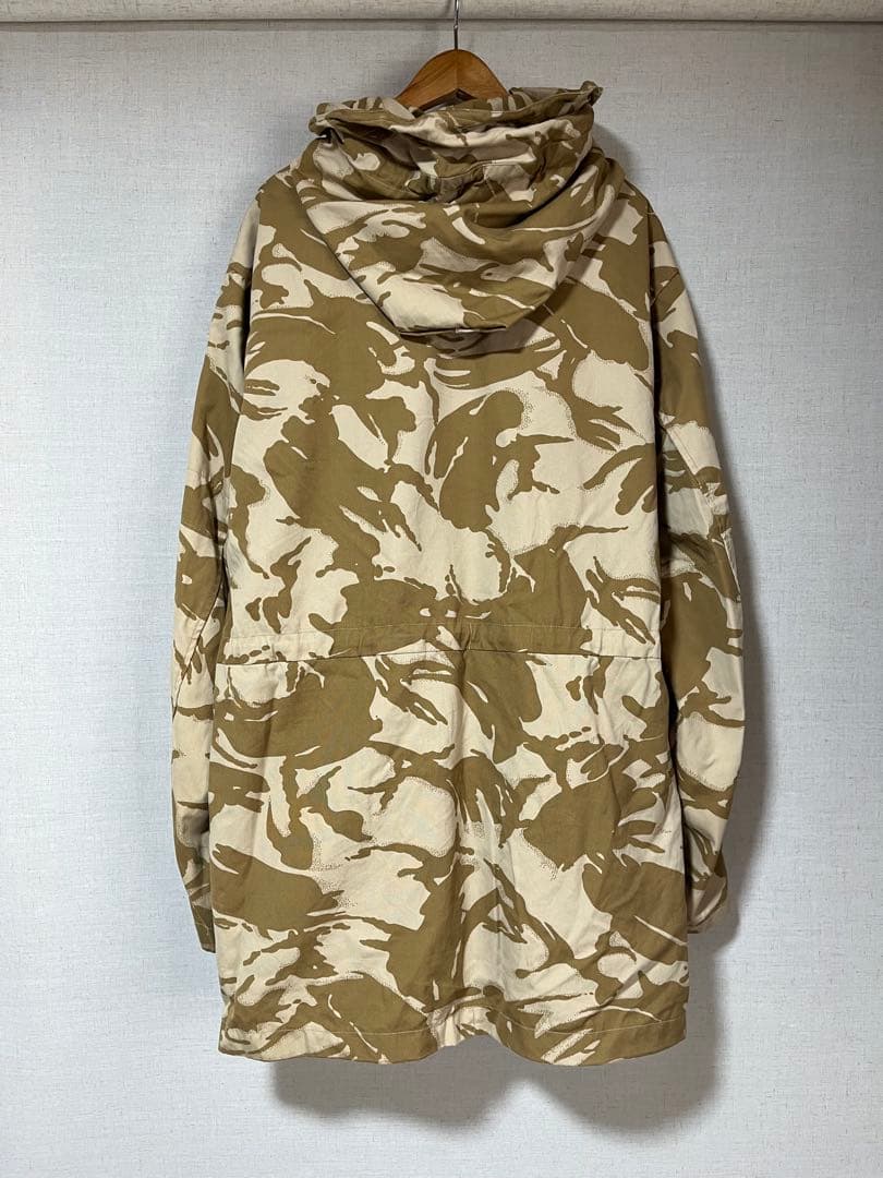 古着 イギリス軍 モッズコート デザートカモ ユーロミリタリー フーデットコート