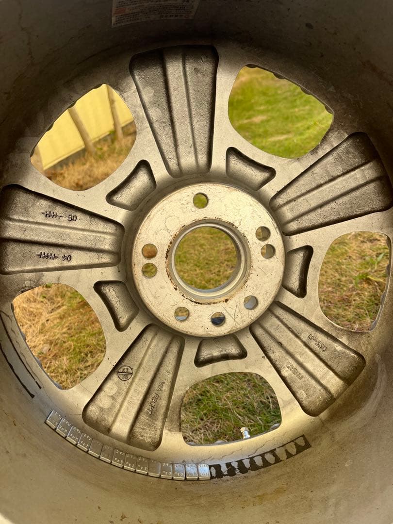 18インチホイール　ディッシュタイプ　タイヤ付き引き取り限定