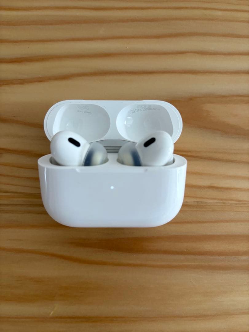 Apple AirPods Pro 2 本体 付属品全部付き【美品中古】