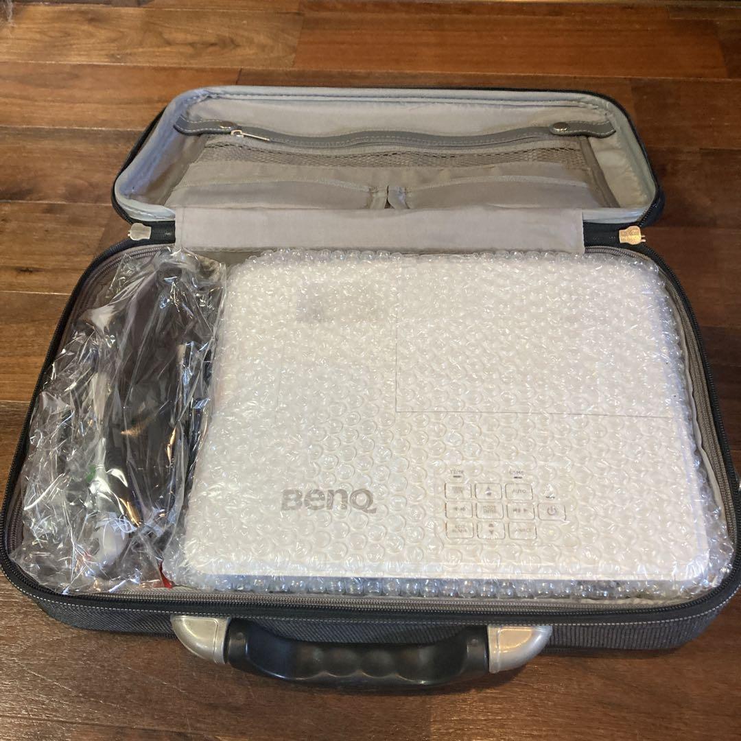 美品✨️BenQ ms524 プロジェクター 本体 ケーブル・リモコン・取説付き