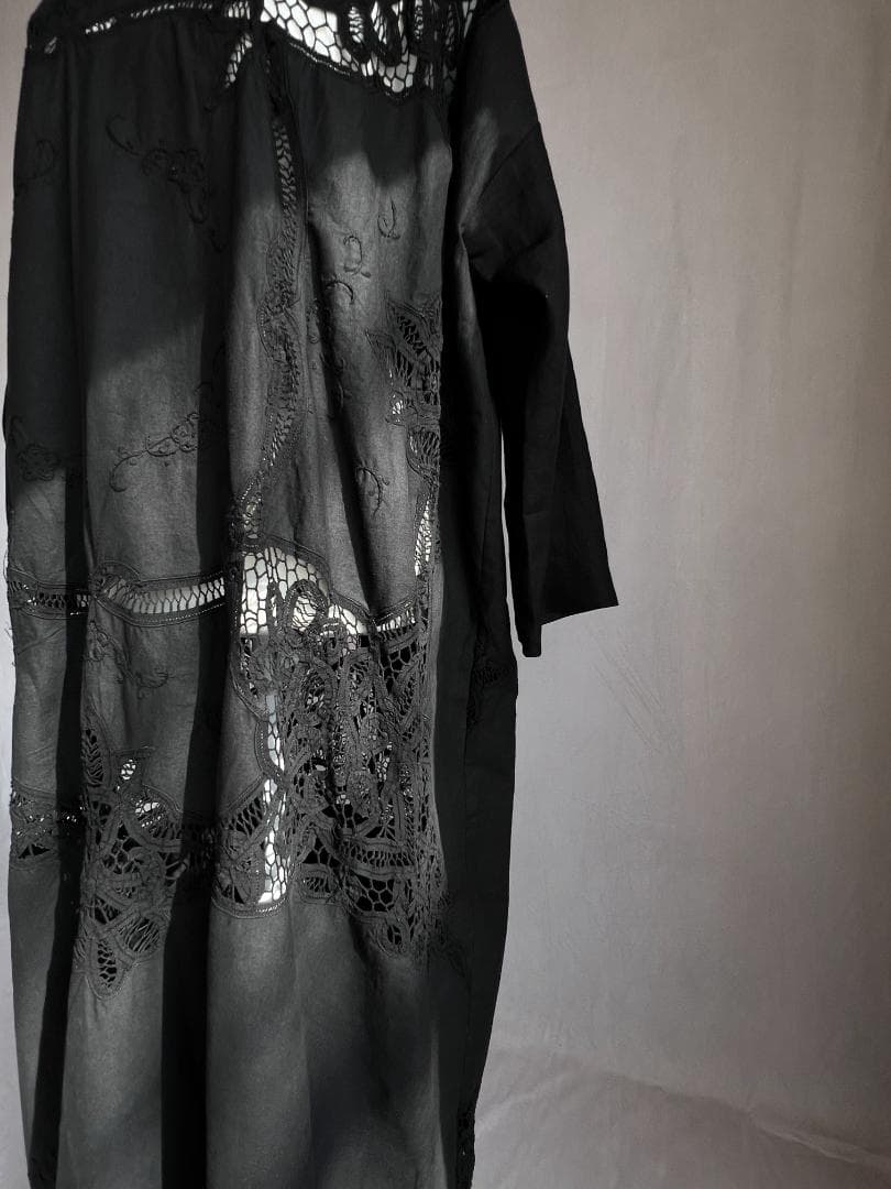 ヴィンテージテーブルクロス 黒 リメイクワンピース バテンレース 1点もの