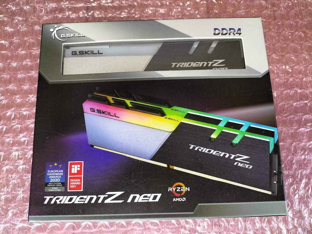 メモリー TRIDENT Z neo 32GB RGB