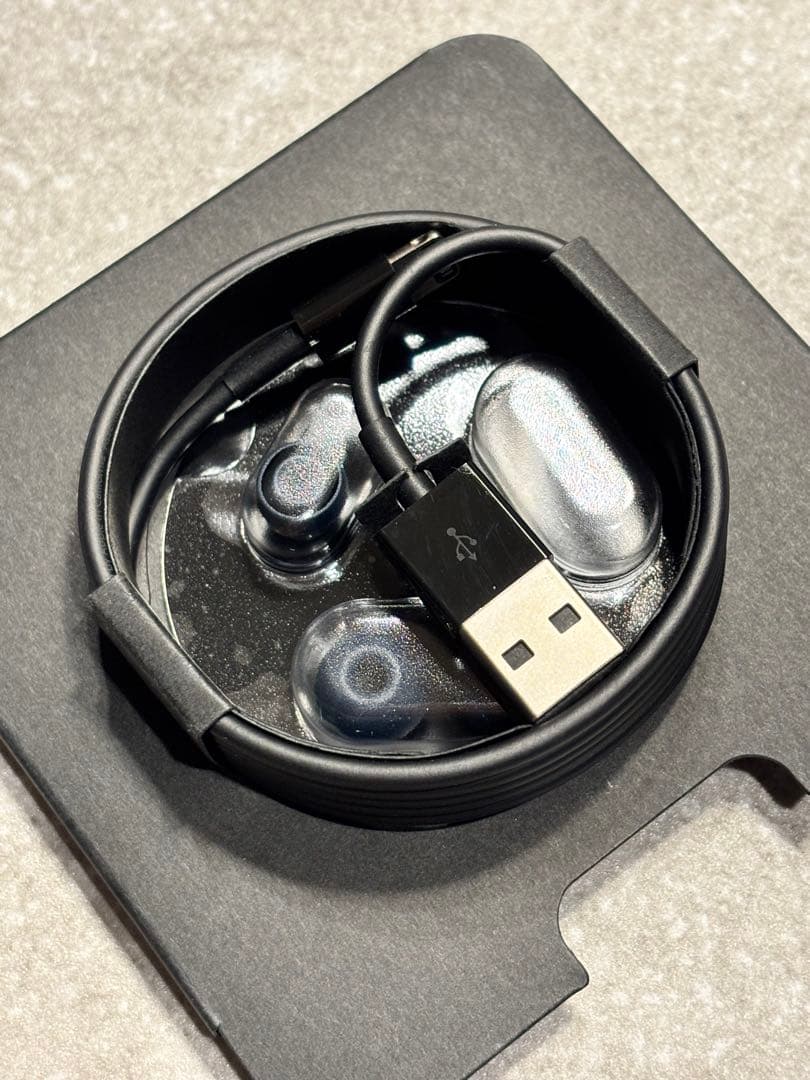 【Powerbeats Pro】ネイビー