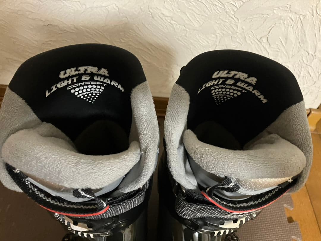 GEN FACTORY ゲン スキーブーツ 30cm　足幅広め 軽量モデル